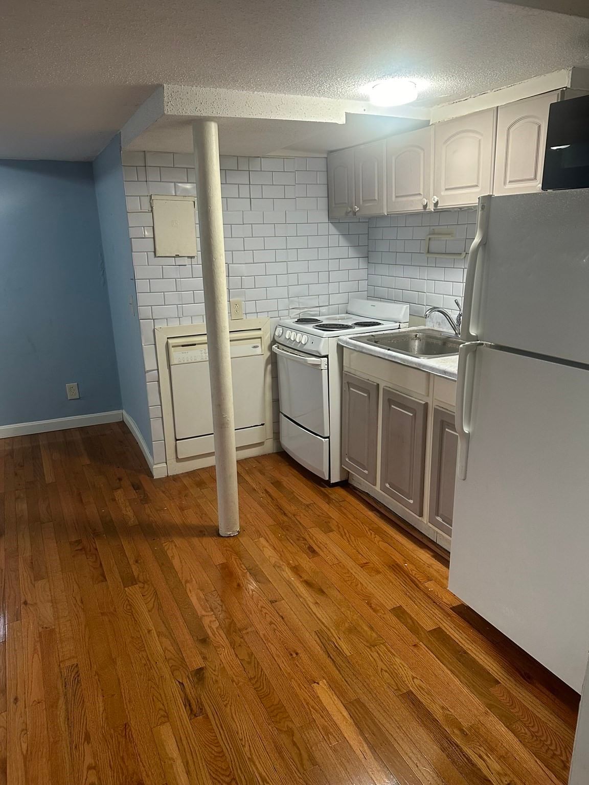 57 Brighton Ave #B Boston — Photo 4 of 17