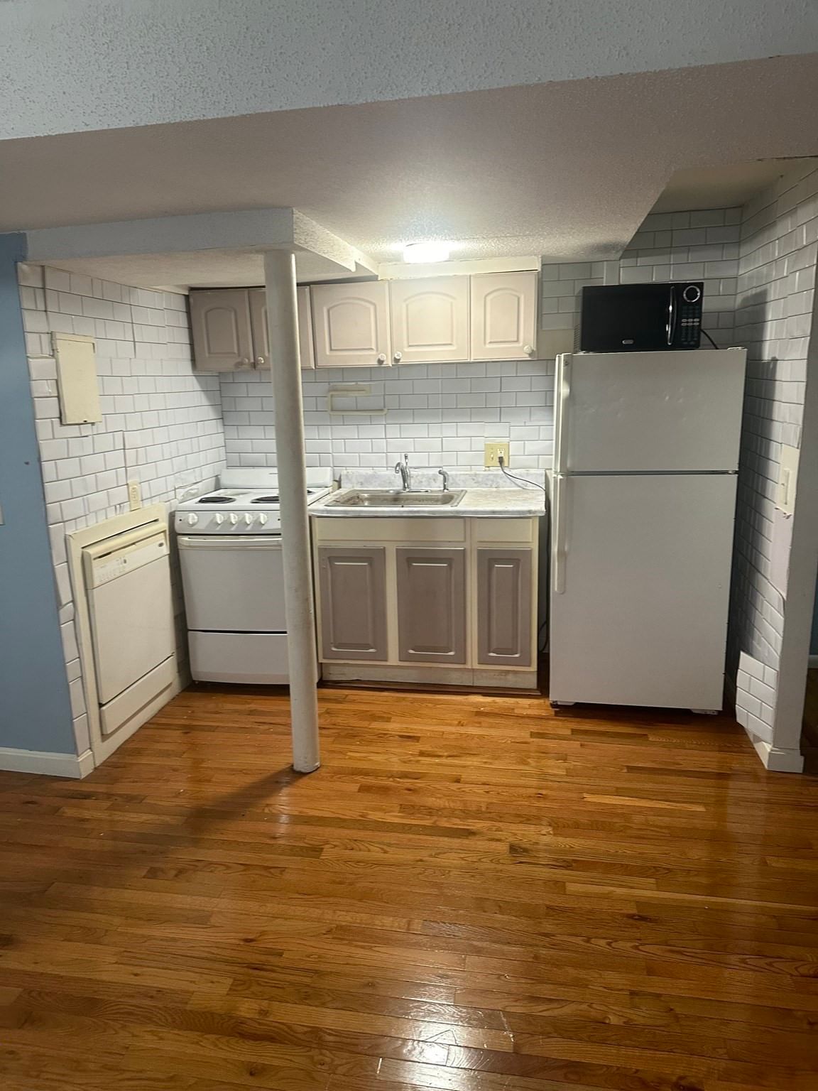57 Brighton Ave #B Boston — Photo 5 of 17
