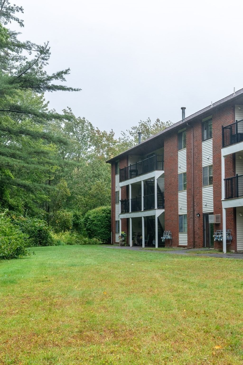 2320 Skyline Dr #18 Lowell — Photo 13 of 34