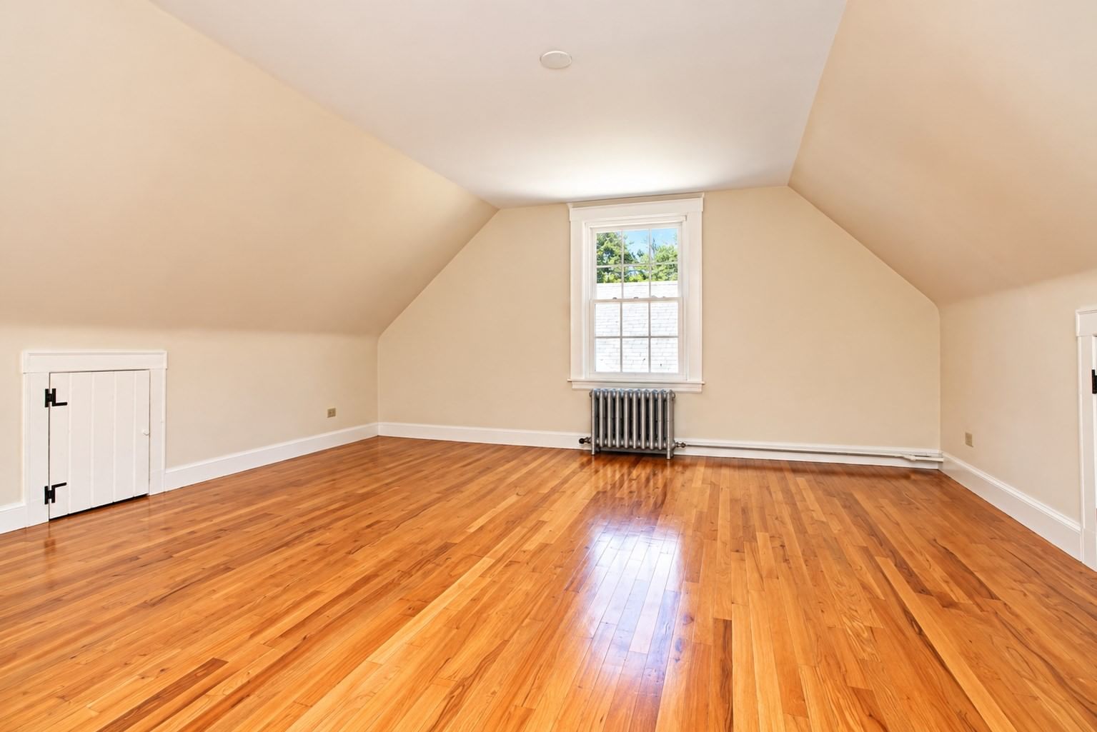 3 Waltham Wayland — Photo 10 of 13