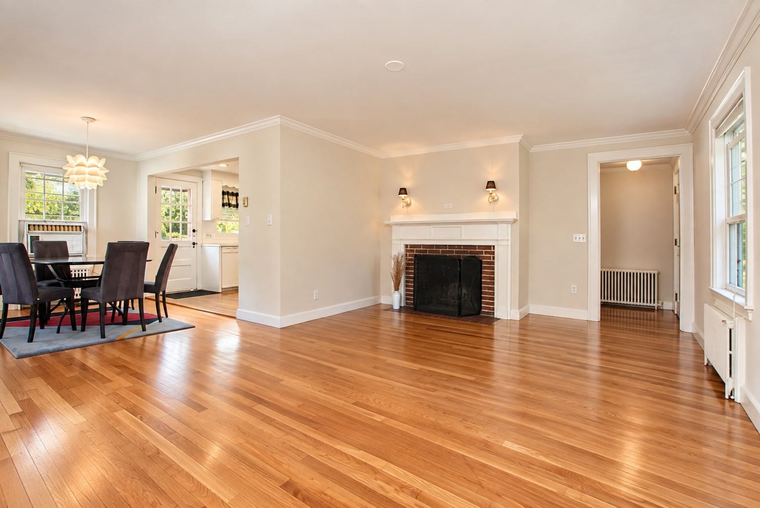 3 Waltham Wayland — Photo 2 of 13