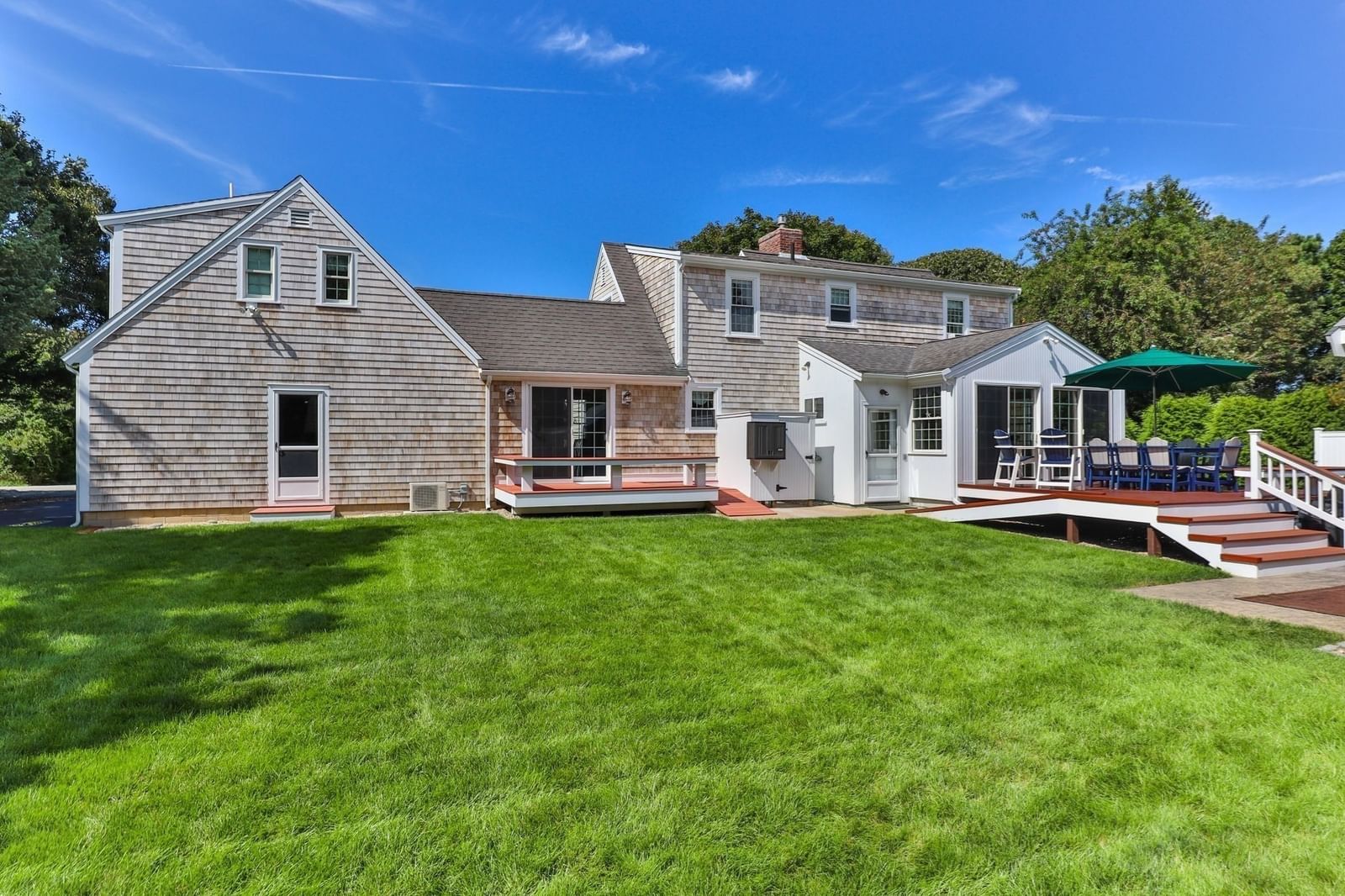 7 Hofe Rd Orleans — Photo 2 of 42