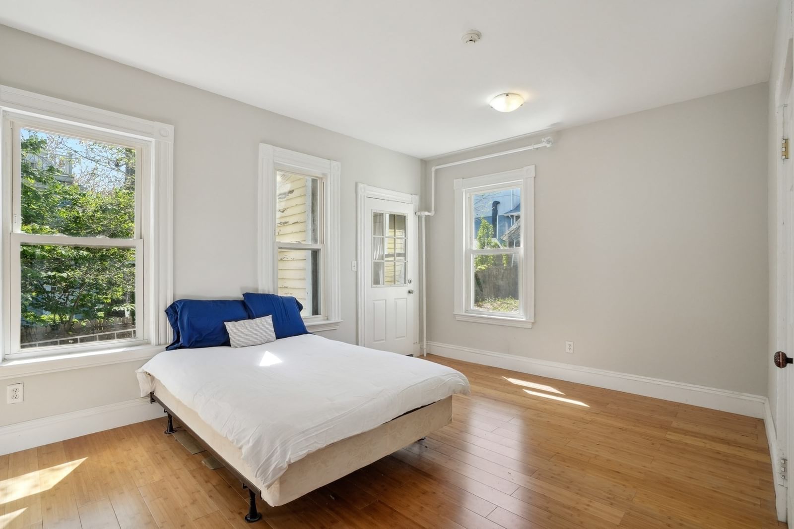 9 Kidder Ave #2 Somerville — Photo 16 of 29