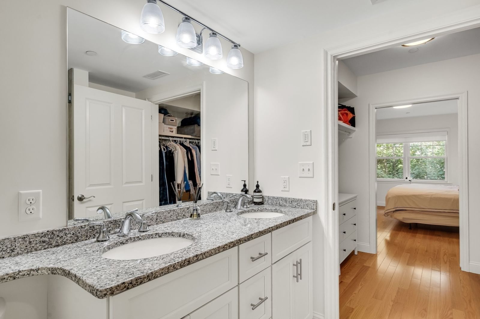 2 Manor Terrace #216 Lexington — Photo 11 of 32