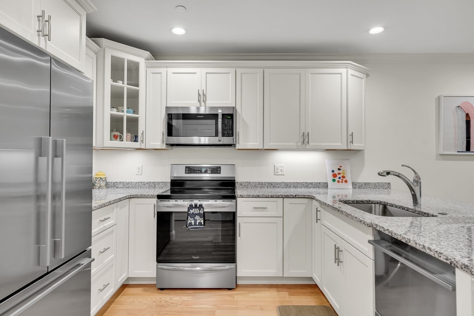 2 Manor Terrace #216 Lexington — Photo 6 of 32