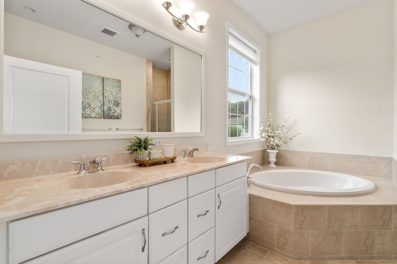 24 West  View Lane #24 Stow — Photo 15 of 29