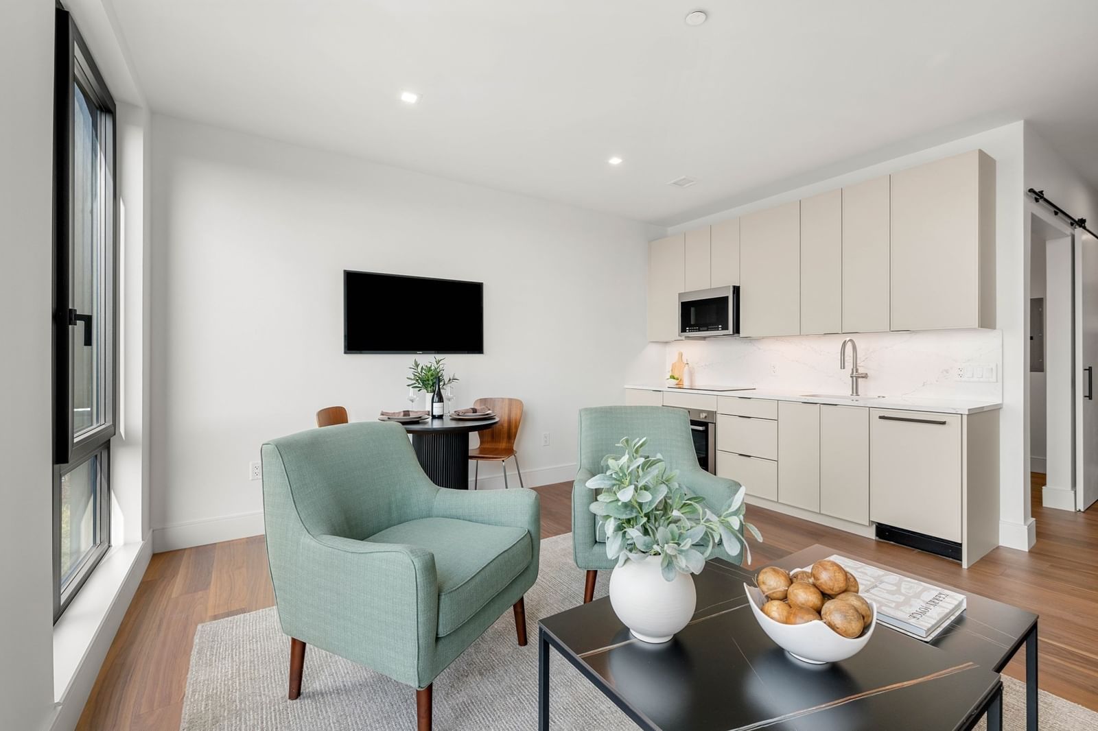 1515 Commonwealth Ave #705 Boston — Photo 10 of 42