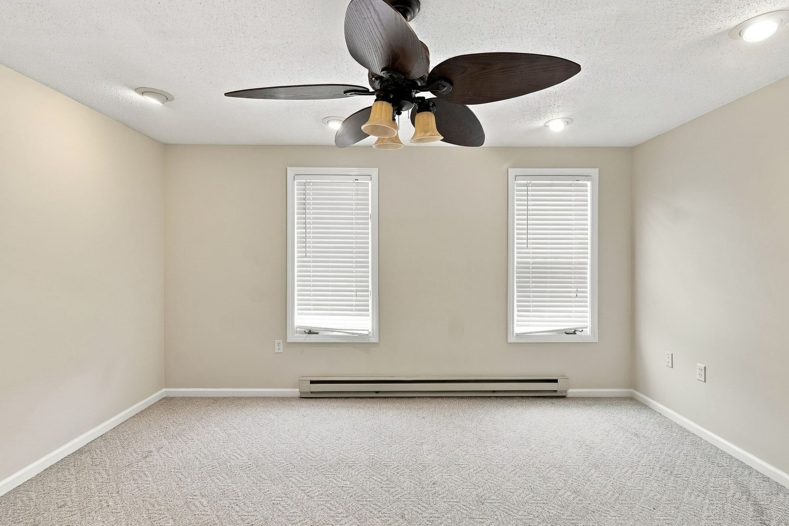 835 Mount Hope St #22 North Attleboro — Photo 19 of 27
