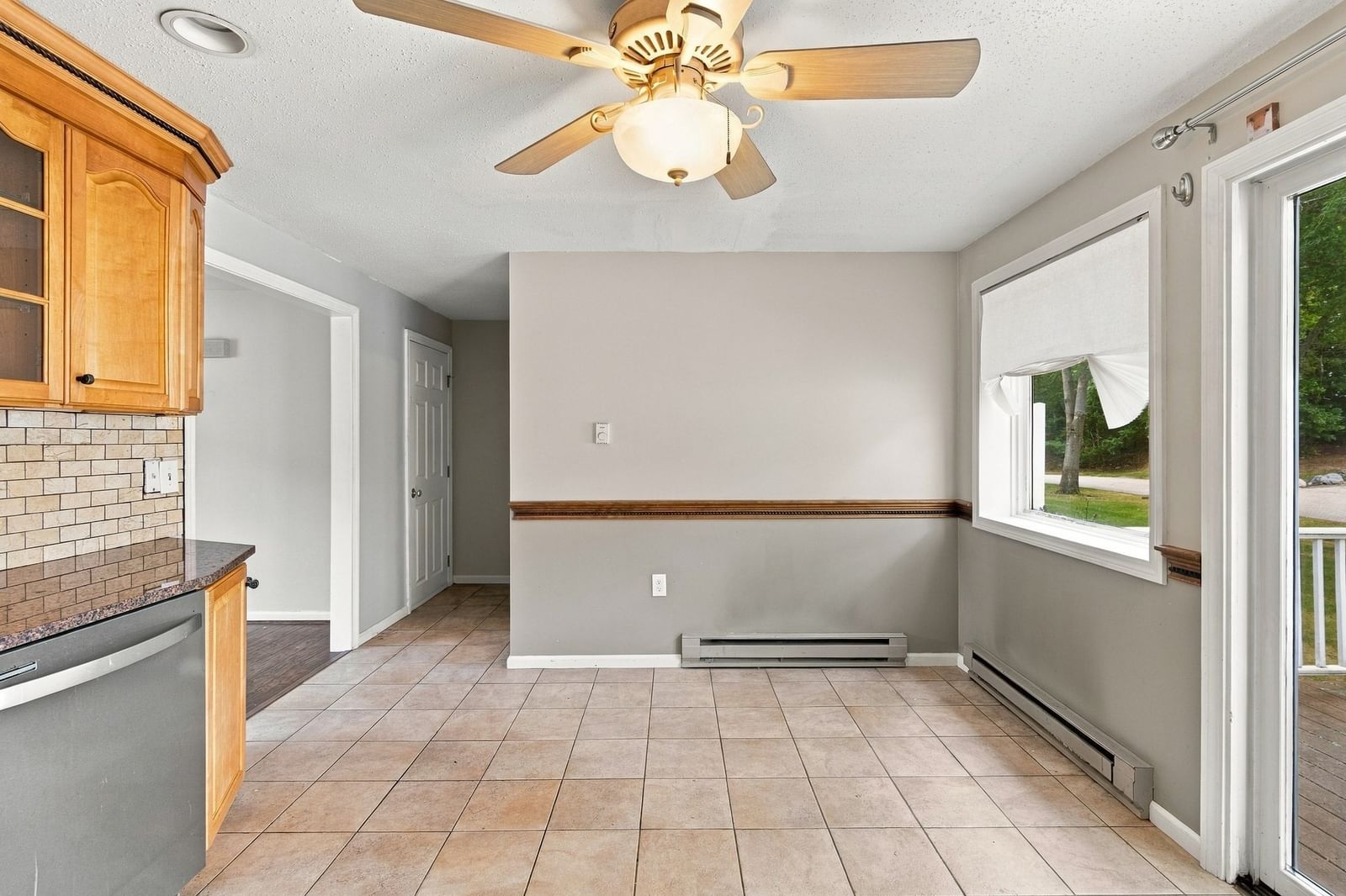 835 Mount Hope St #22 North Attleboro — Photo 9 of 27