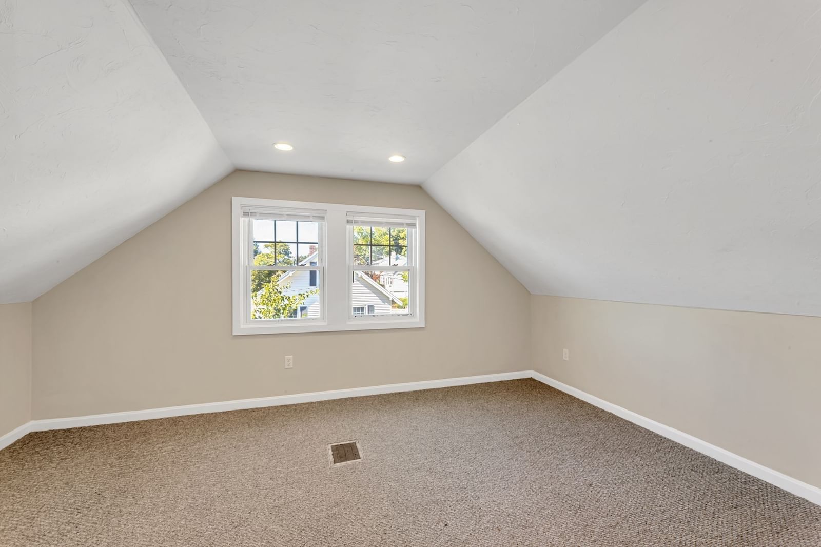 85 Potomac #1 Boston — Photo 14 of 28