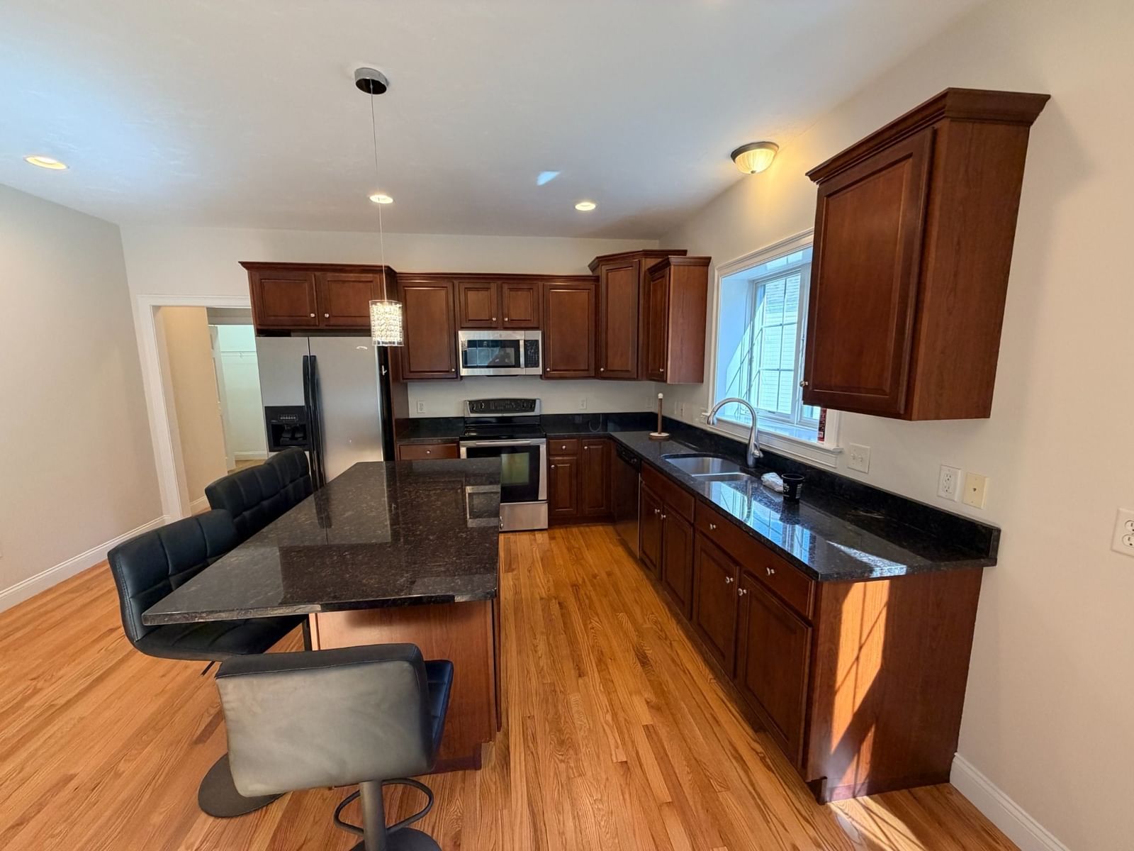 21 Zain Cir #11 Milford — Photo 12 of 37