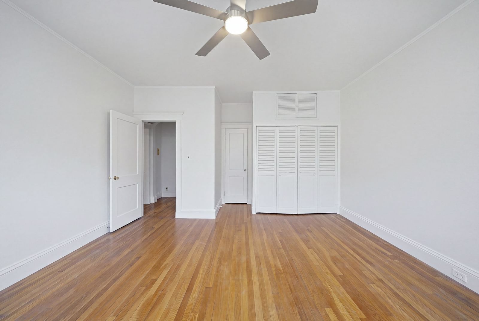 413 Washington Street #4 Brookline — Photo 7 of 16