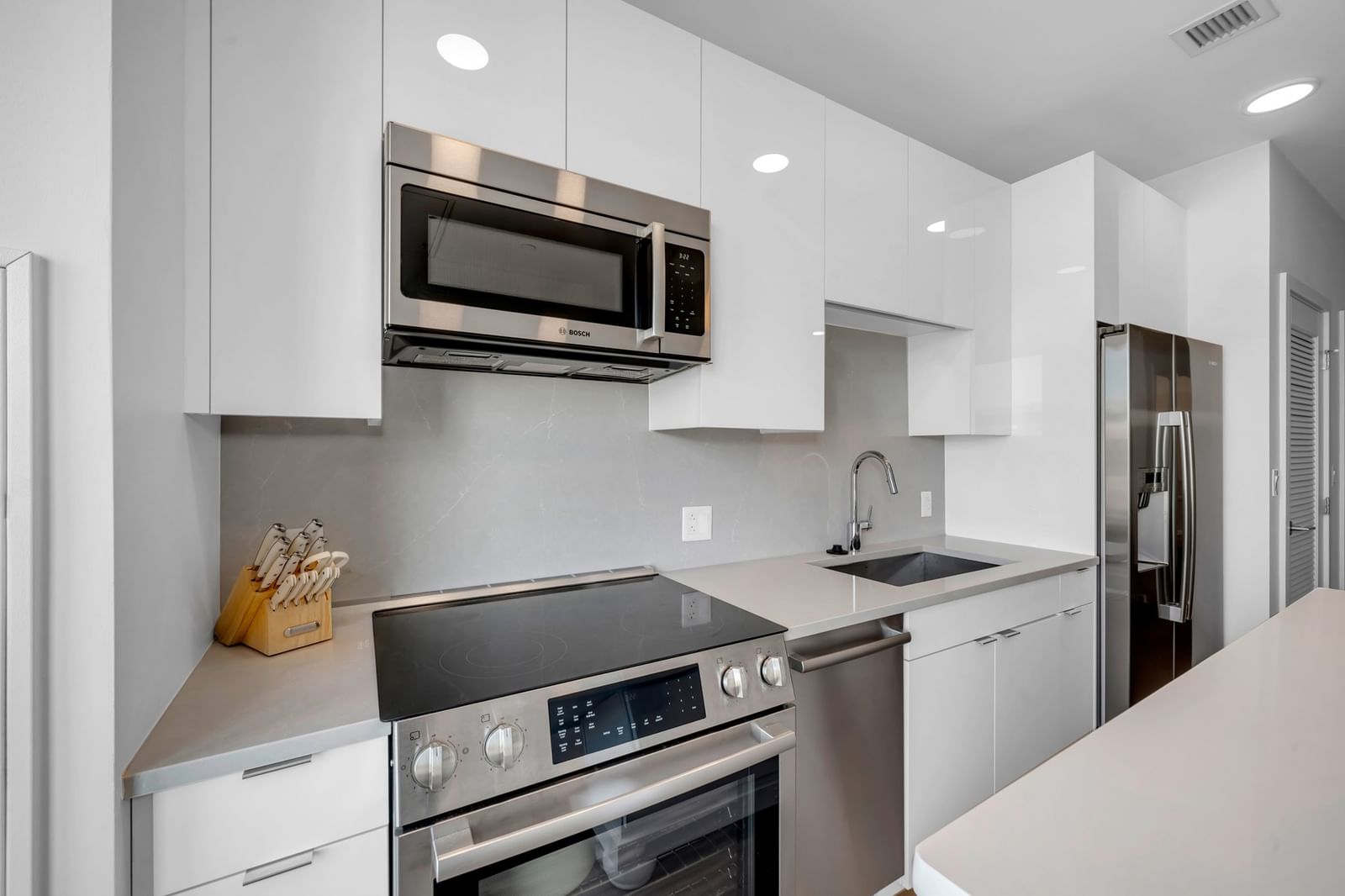 45 Lewis St #502 Boston — Photo 5 of 20