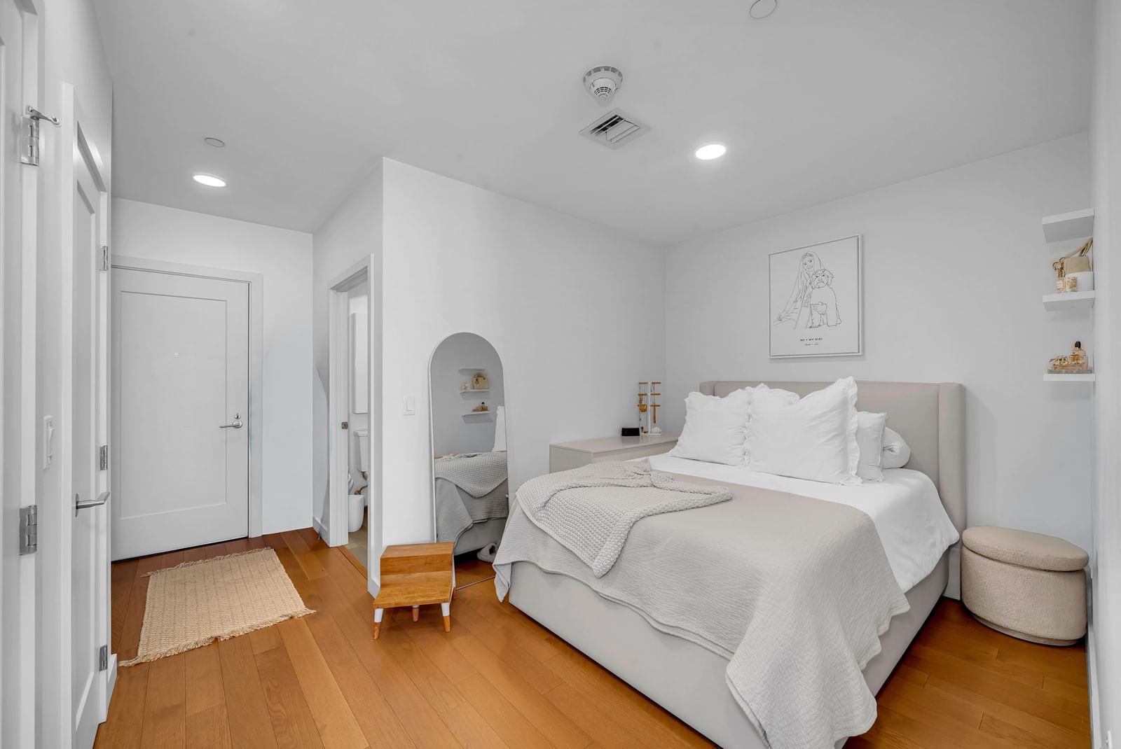 45 Lewis St #502 Boston — Photo 7 of 20
