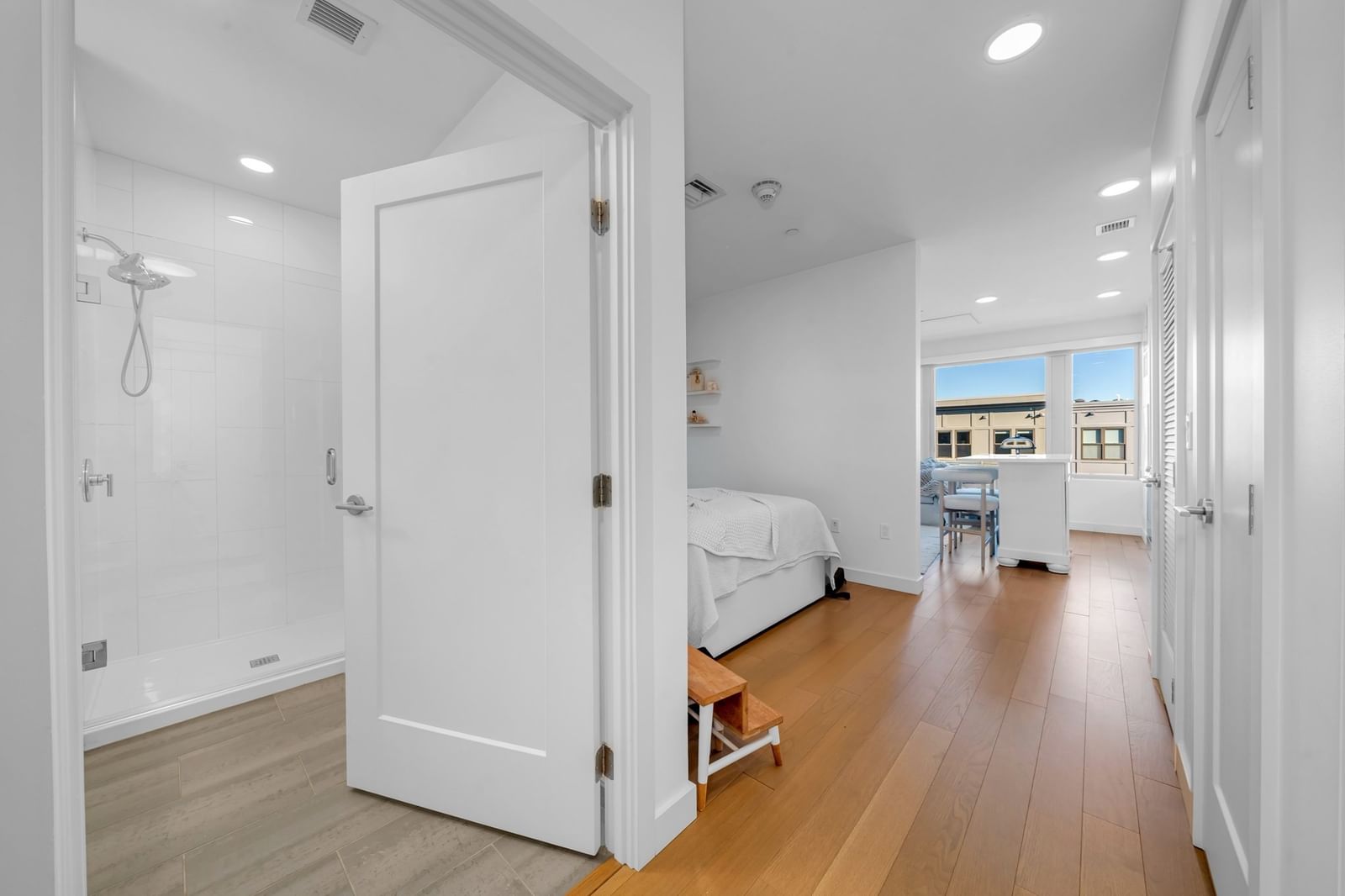 45 Lewis St #502 Boston — Photo 8 of 20