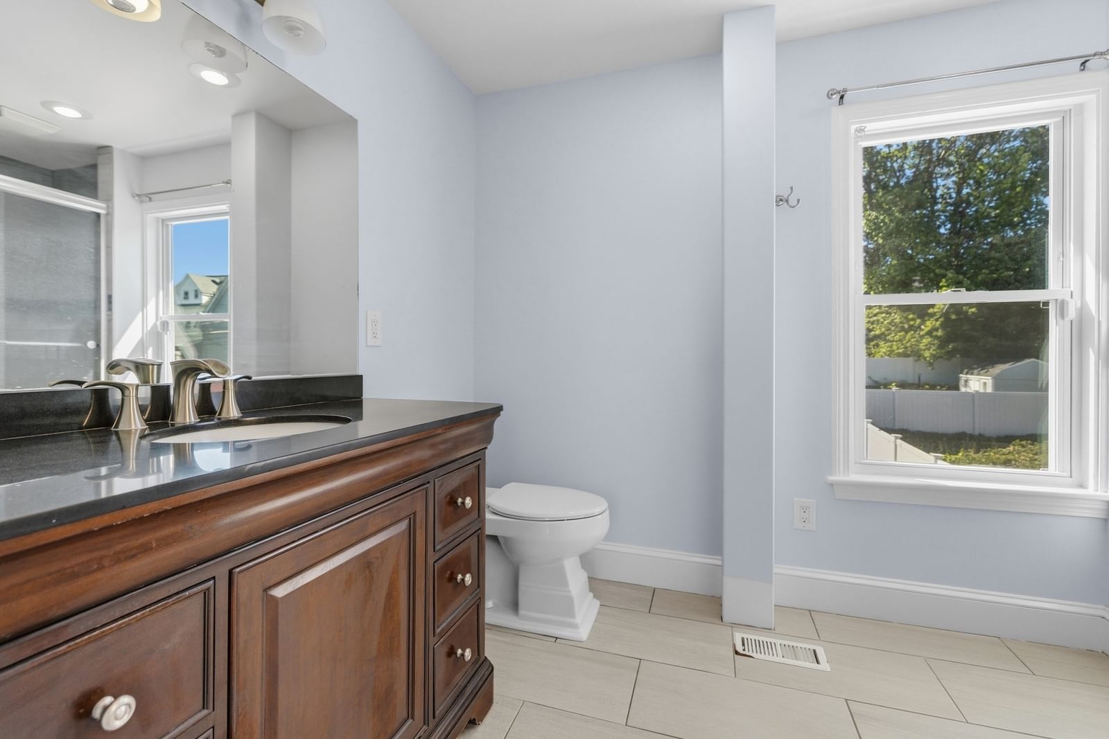 17 Estes St Everett — Photo 16 of 23