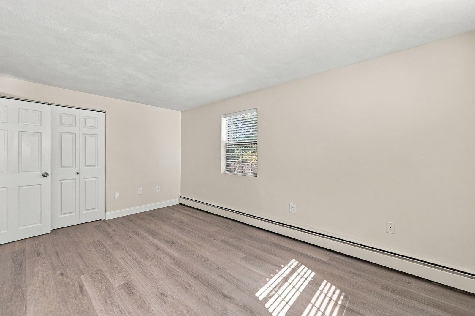 354 Broadway #5 Lynn — Photo 11 of 29