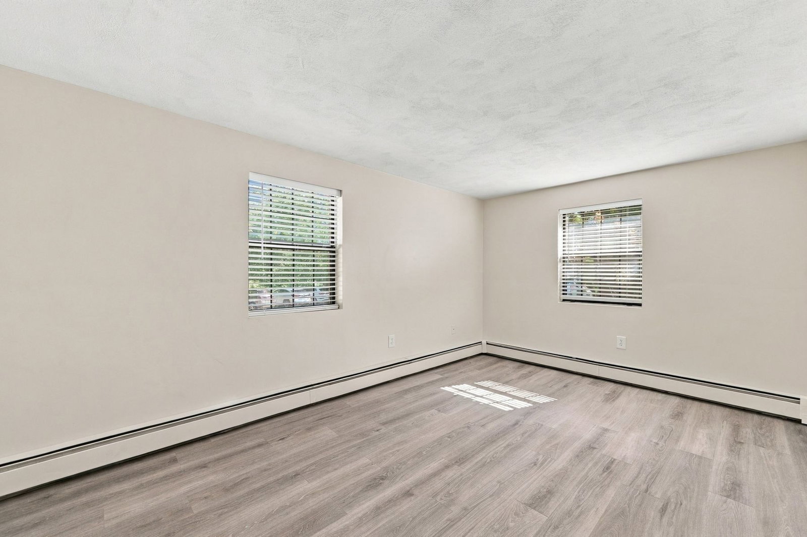 354 Broadway #5 Lynn — Photo 9 of 29