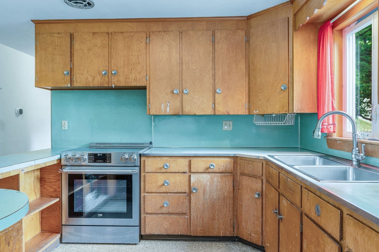 129 Forest St Haverhill — Photo 14 of 42
