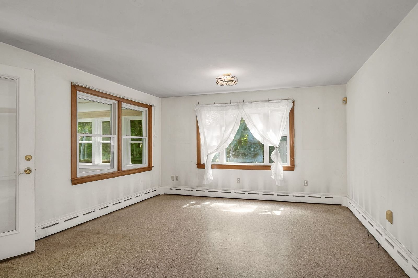 129 Forest St Haverhill — Photo 15 of 42