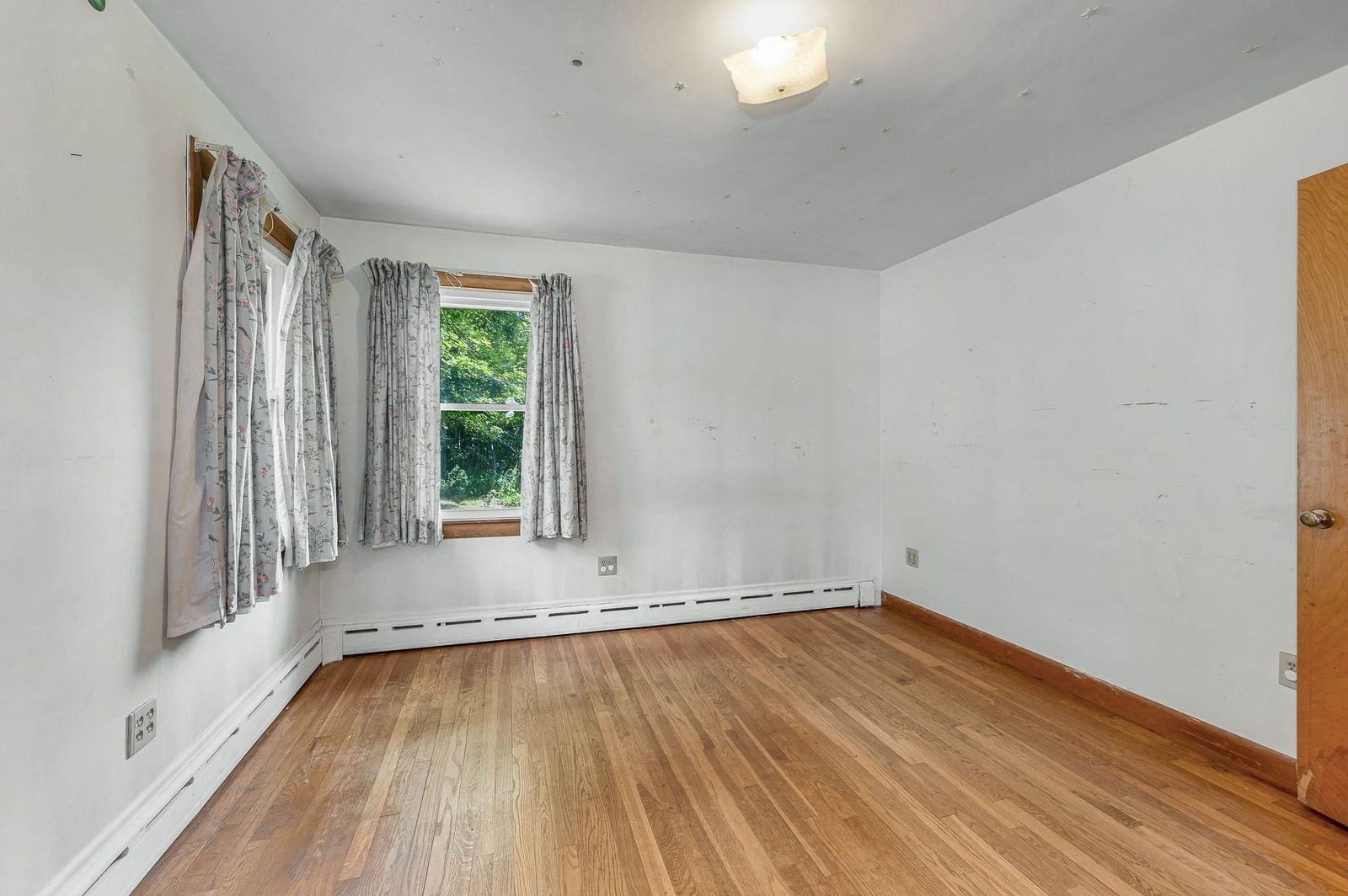 129 Forest St Haverhill — Photo 21 of 42