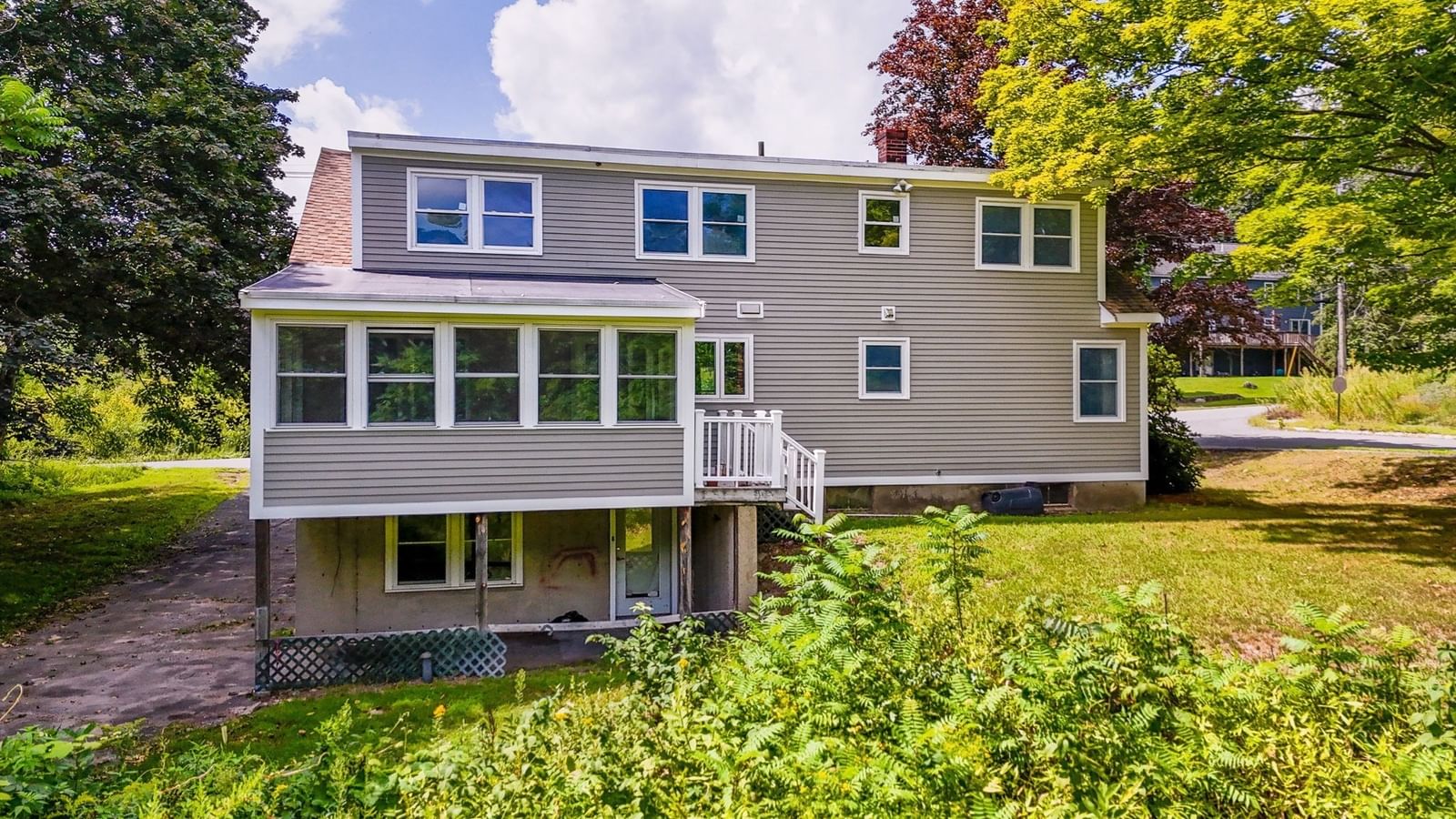 129 Forest St Haverhill — Photo 4 of 42