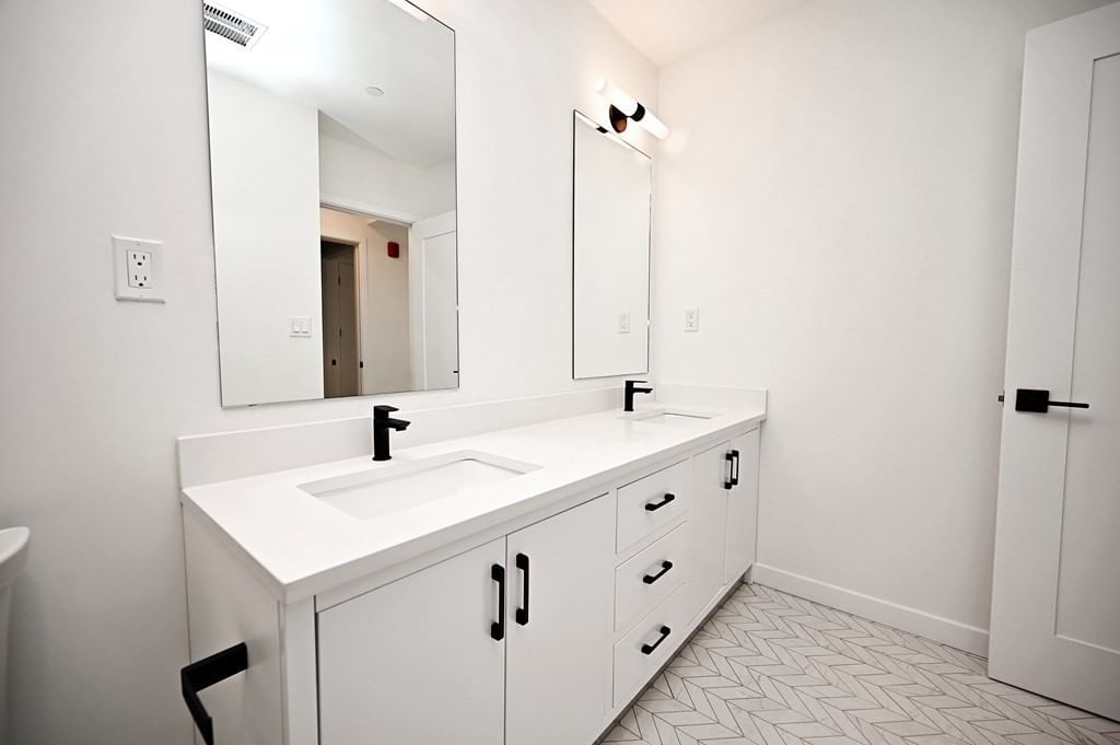 457 West Broadway #303 Boston — Photo 9 of 13