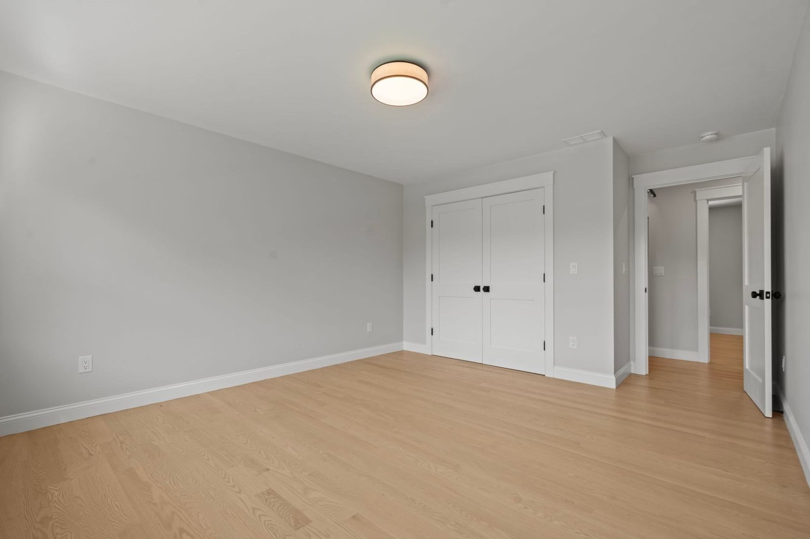 158 Lake St Wilmington — Photo 28 of 34