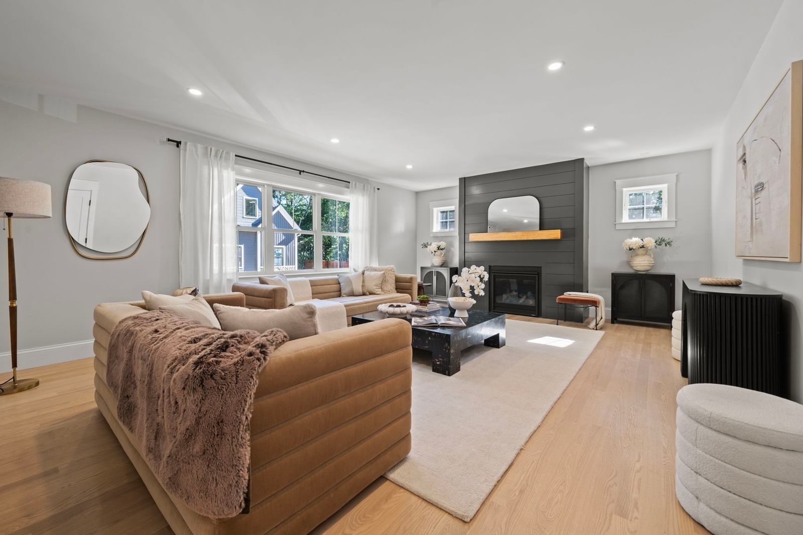 158 Lake St Wilmington — Photo 9 of 34