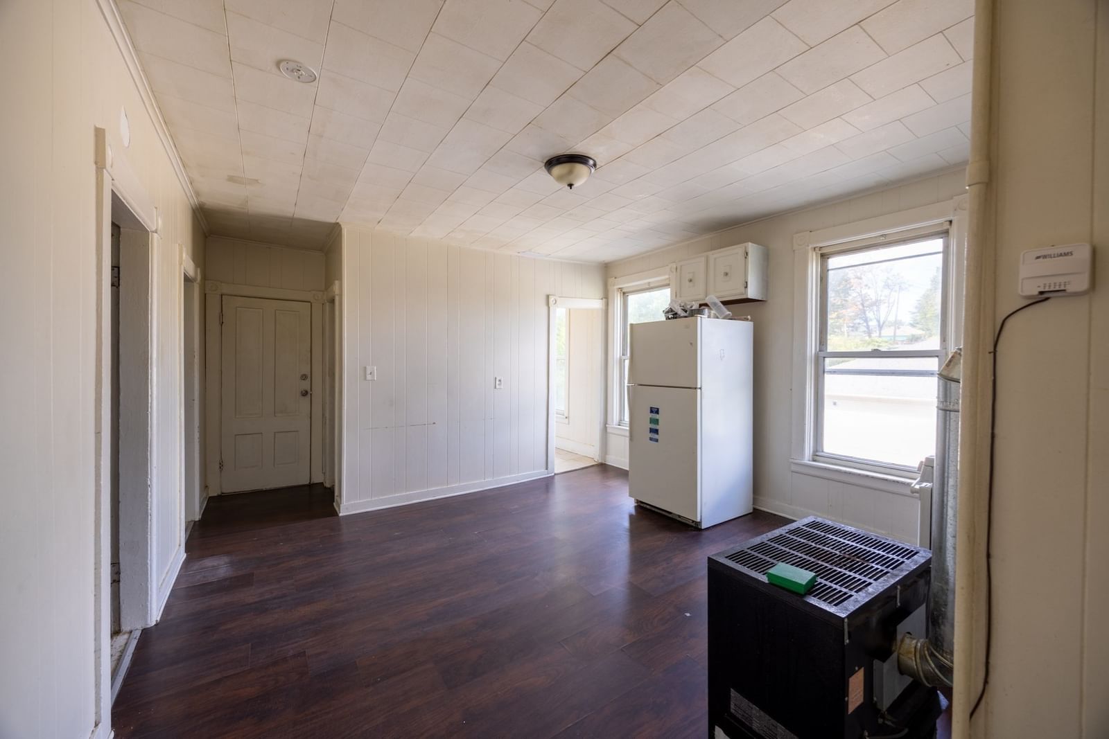 66 E Main St Southbridge — Photo 18 of 36