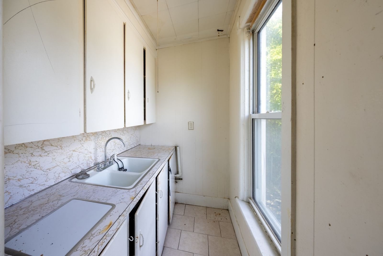 66 E Main St Southbridge — Photo 20 of 36