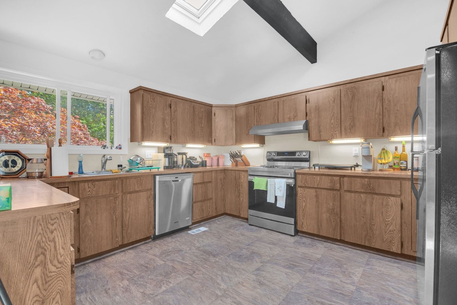 80 Winter St Ashland — Photo 18 of 39