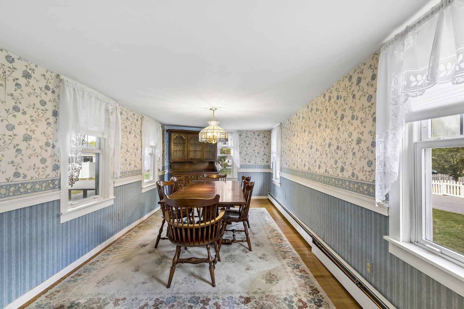 38 Loker St Natick — Photo 3 of 40