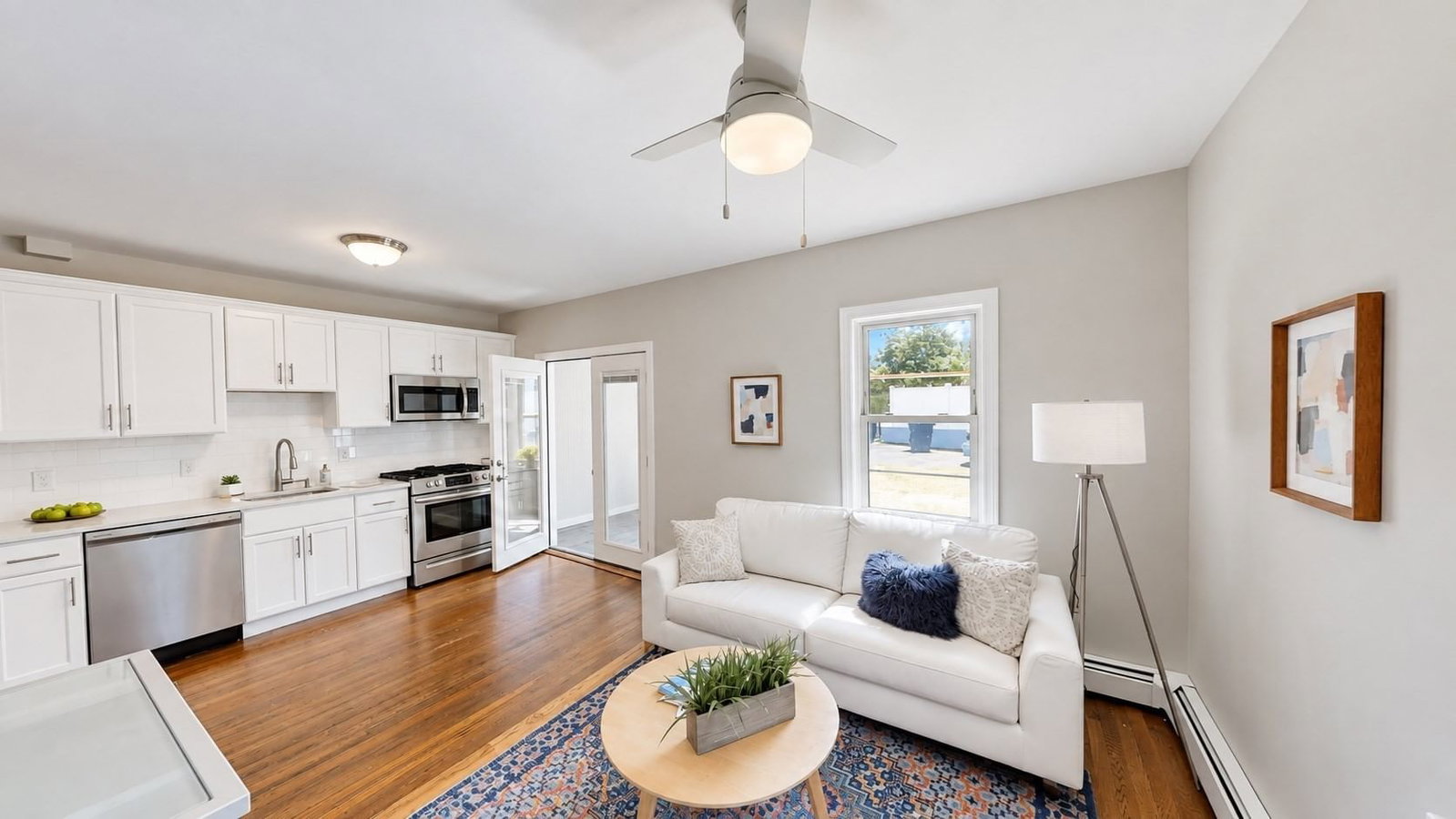 836 Canterbury St. #1R Boston — Photo 4 of 9