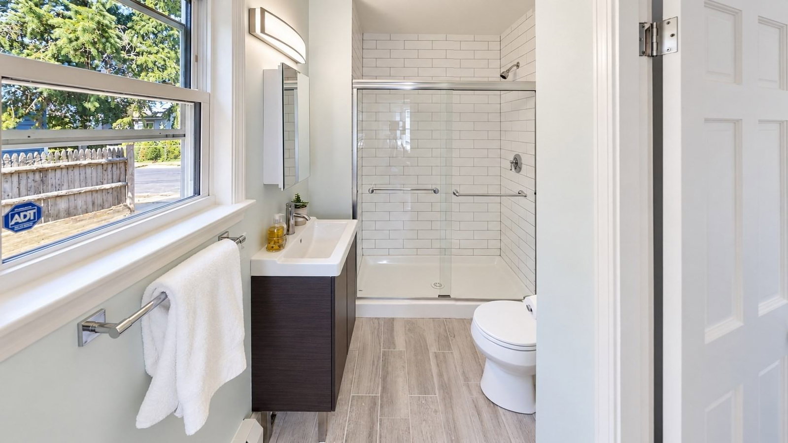 836 Canterbury St. #1R Boston — Photo 7 of 9