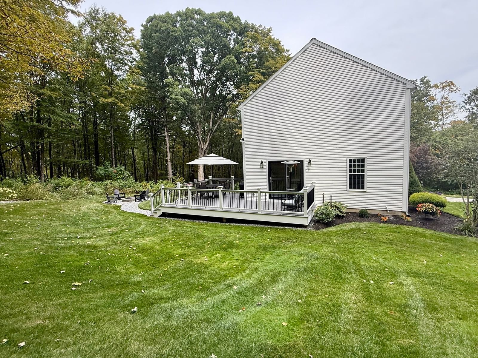823 Moore Rd New Braintree — Photo 5 of 21
