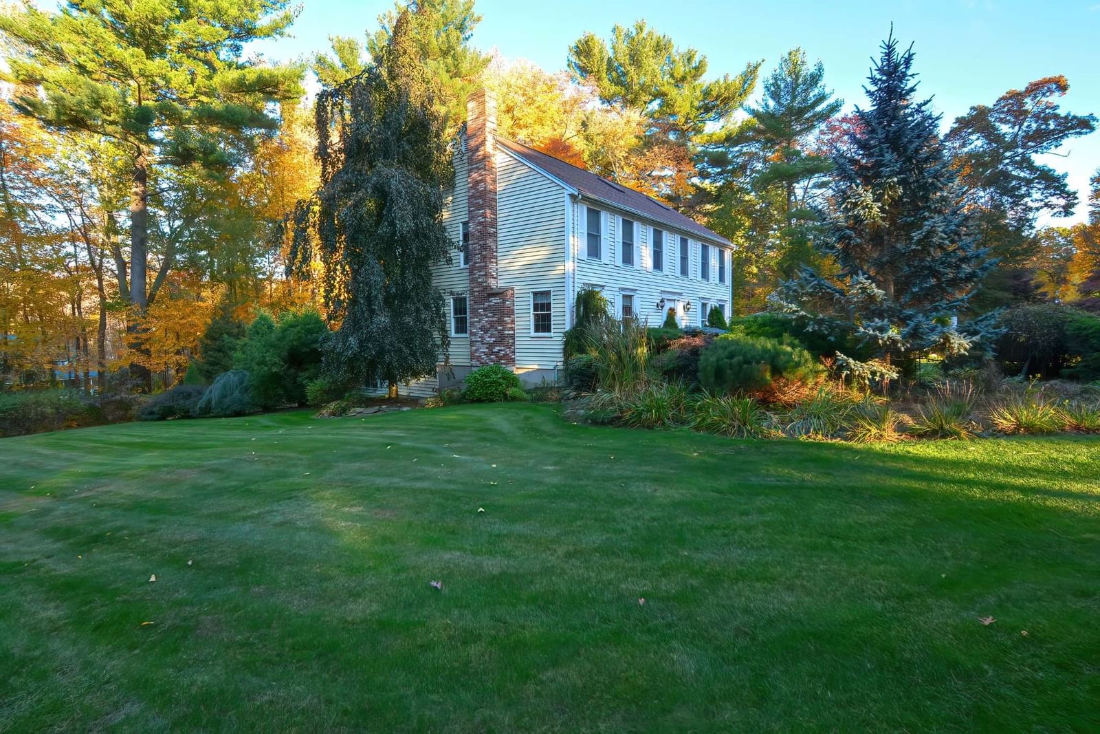 8 Greybirch Rd Andover — Photo 2 of 41