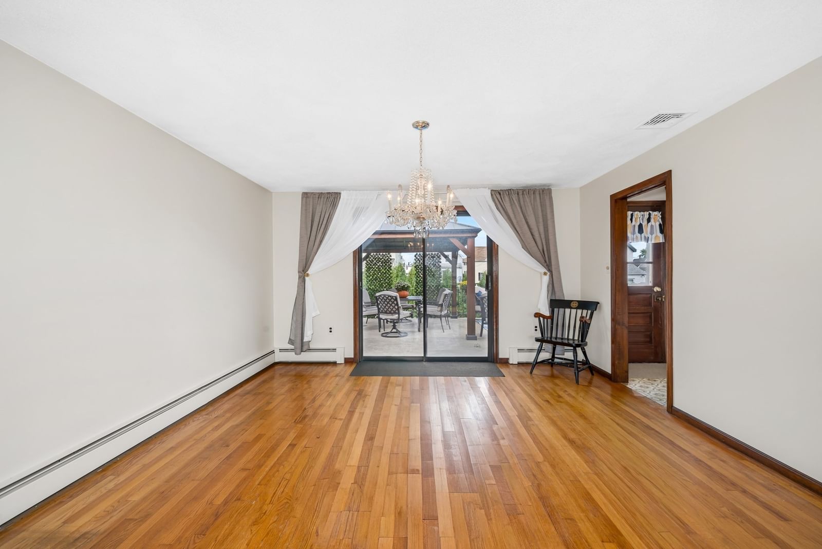 32 Robert Rd Revere — Photo 13 of 40