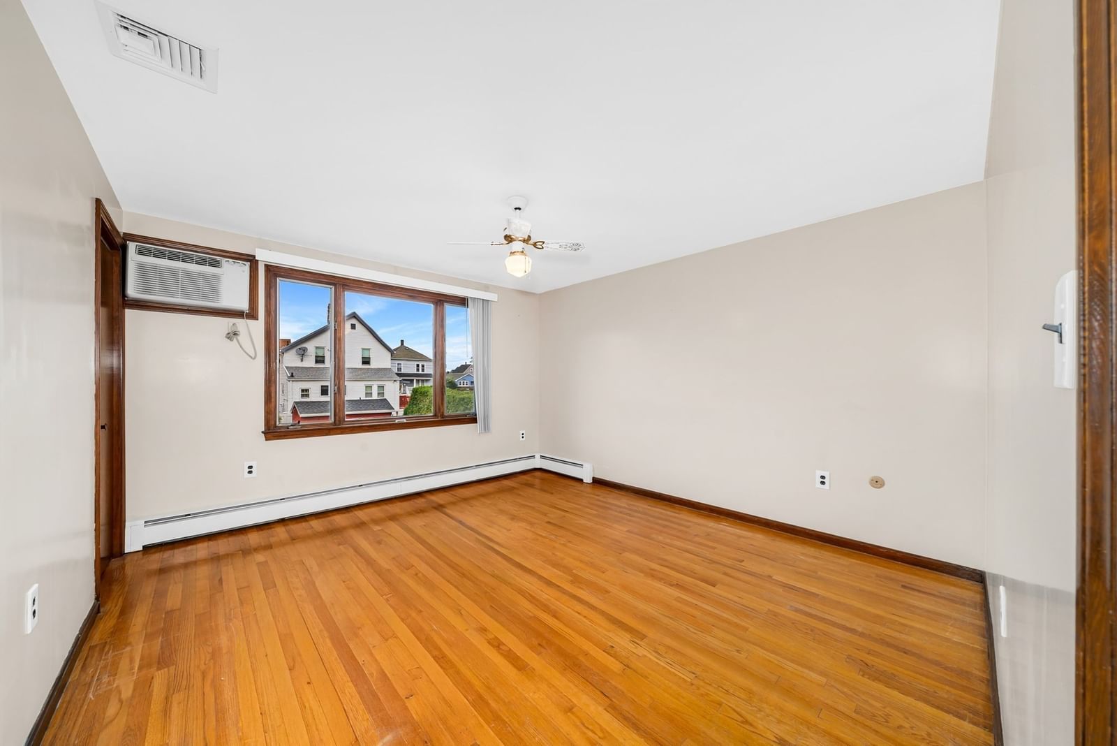 32 Robert Rd Revere — Photo 15 of 40