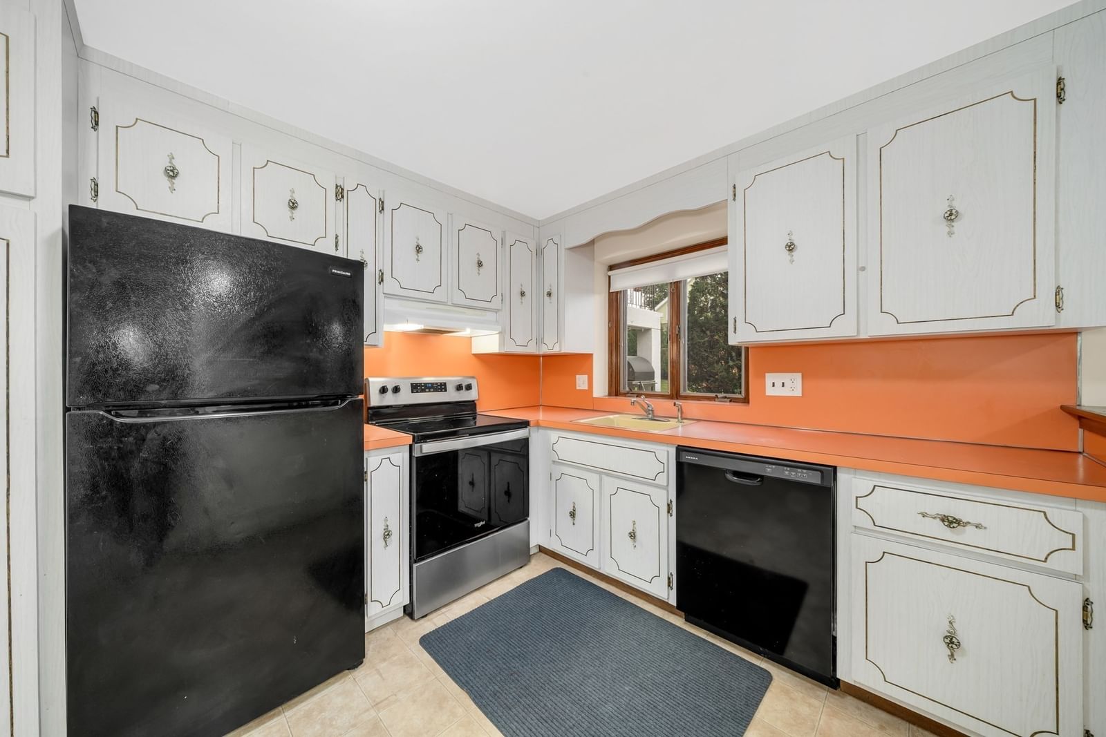 32 Robert Rd Revere — Photo 27 of 40