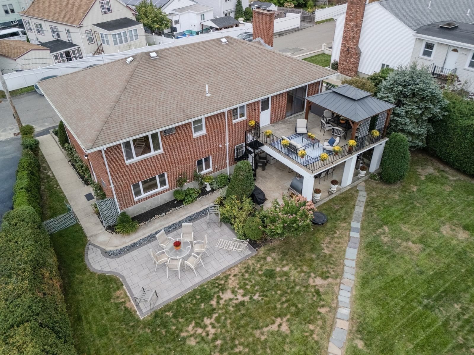 32 Robert Rd Revere — Photo 38 of 40