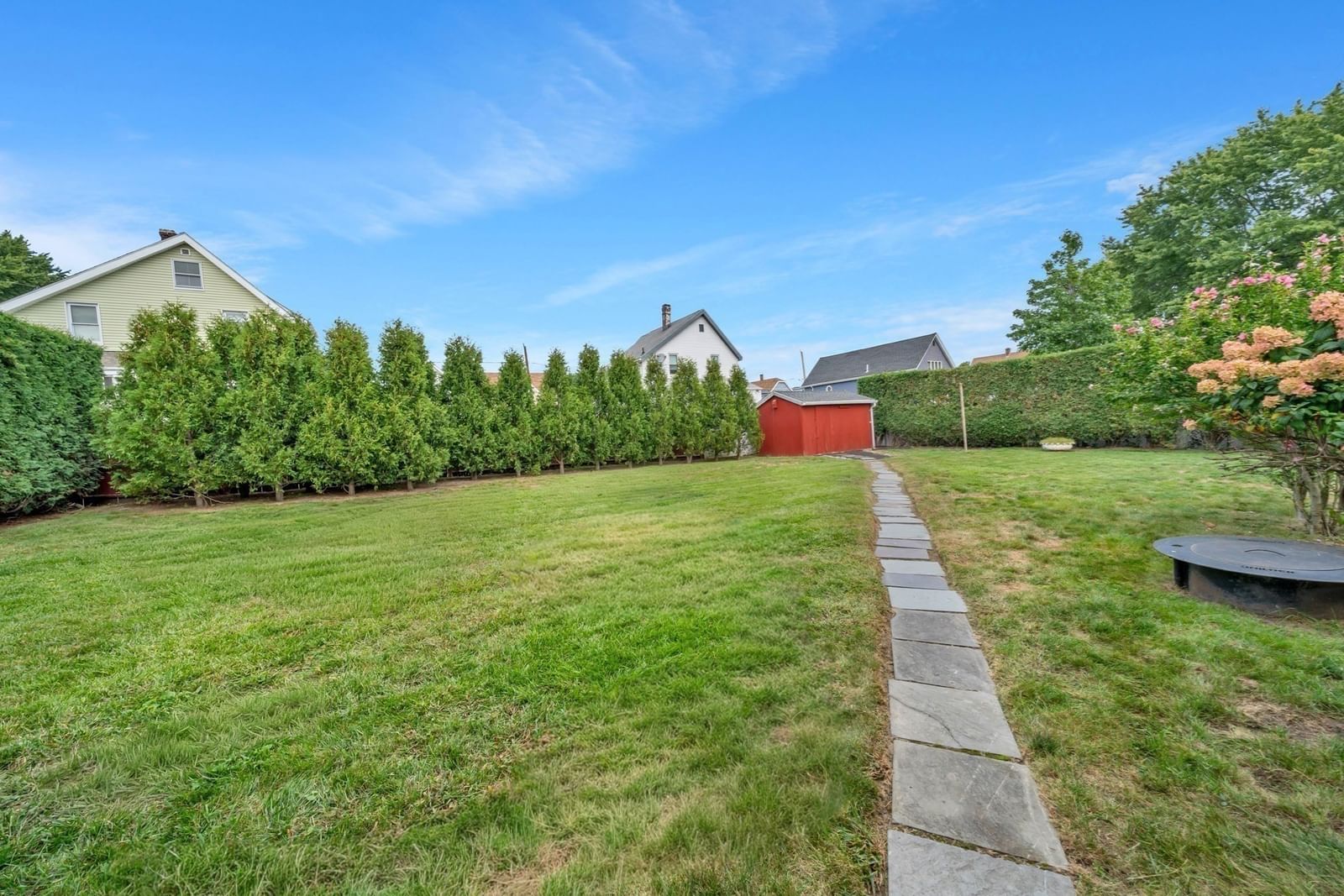 32 Robert Rd Revere — Photo 8 of 40