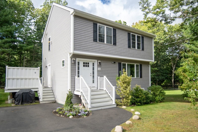 332 Monponsett St