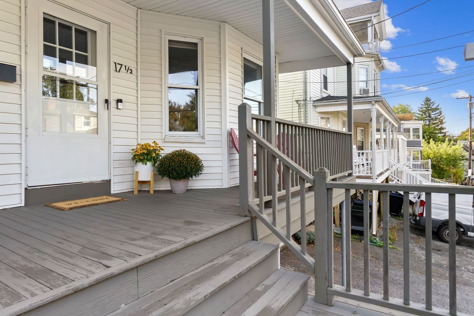 17-1/2 Pierce Ave. #17-1/2 Beverly — Photo 5 of 25