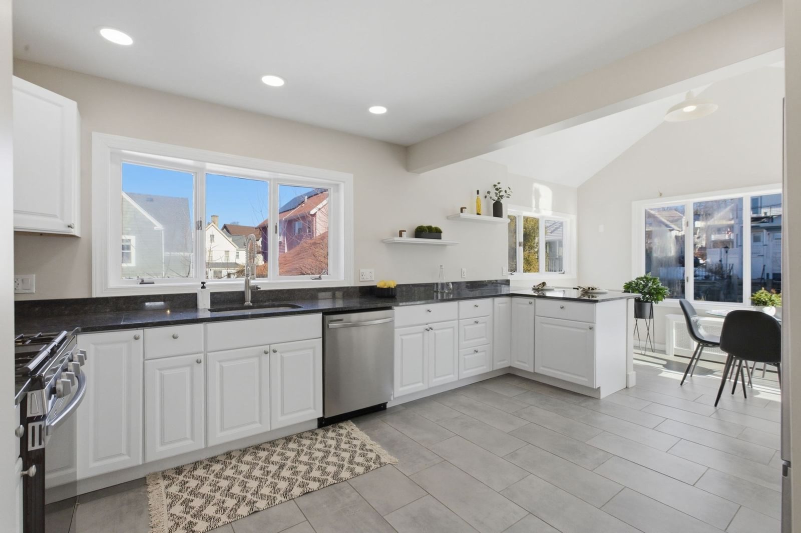 15 S Fairview St #3 Boston — Photo 10 of 42