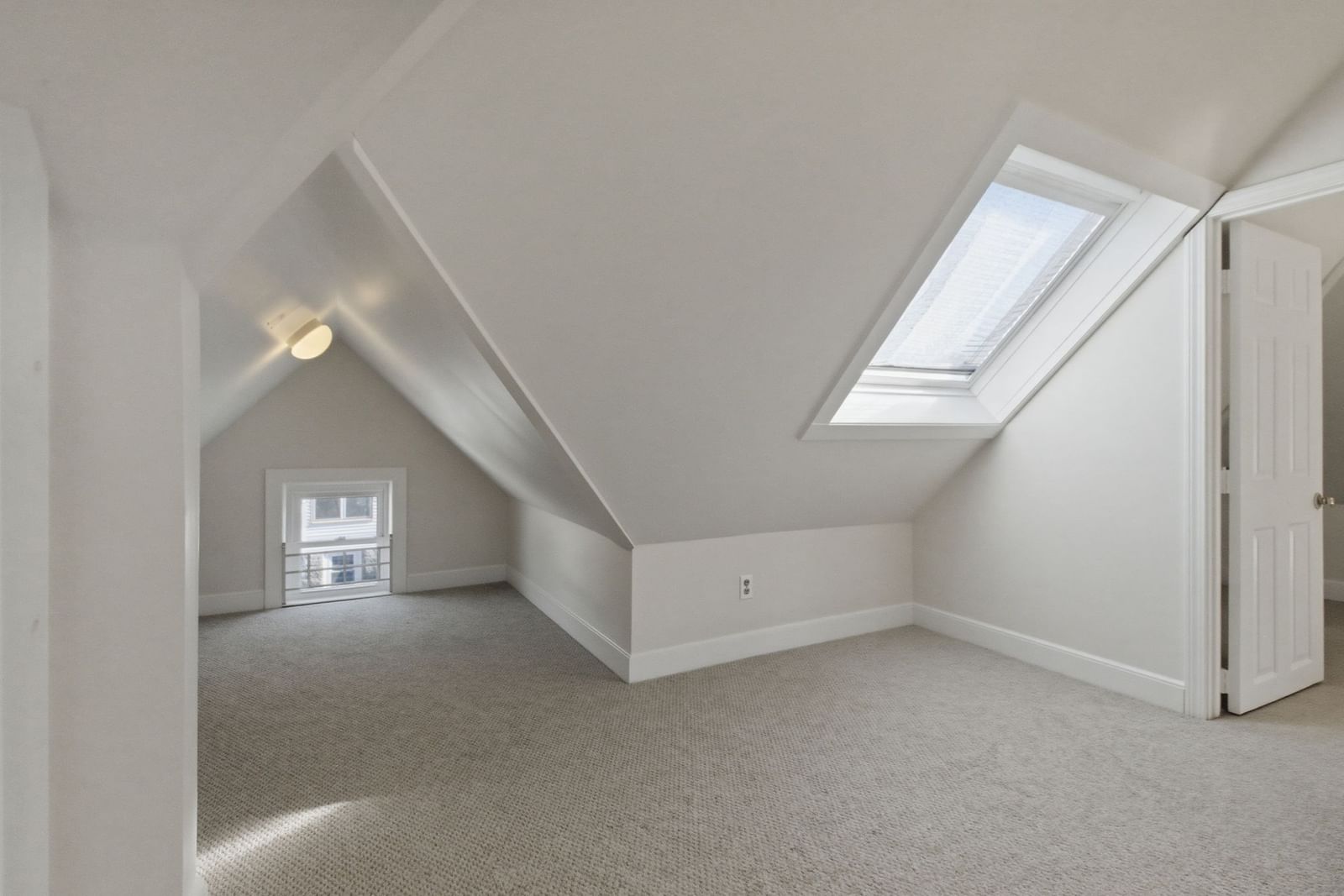 15 S Fairview St #3 Boston — Photo 34 of 42