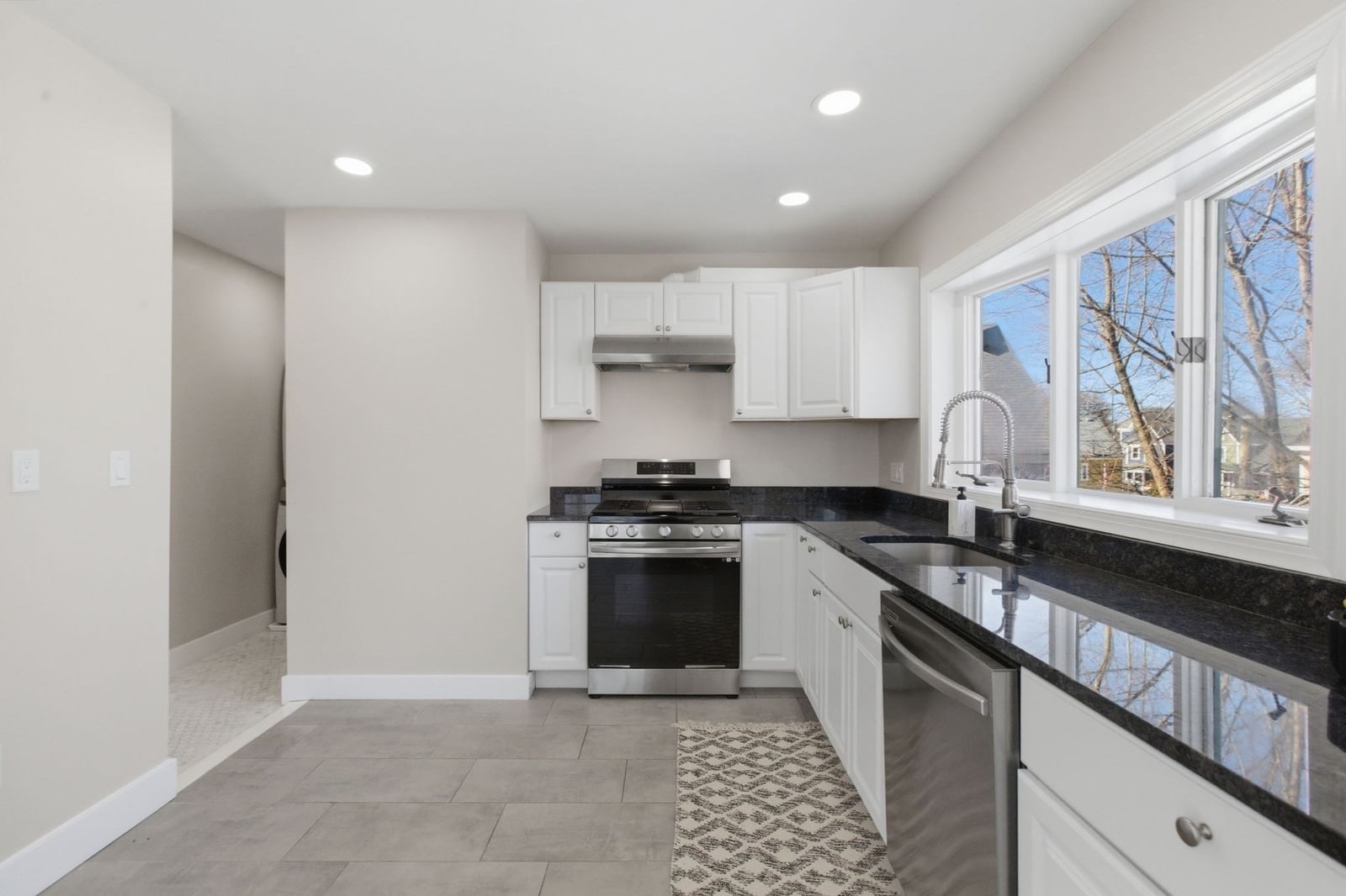 15 S Fairview St #3 Boston — Photo 6 of 42
