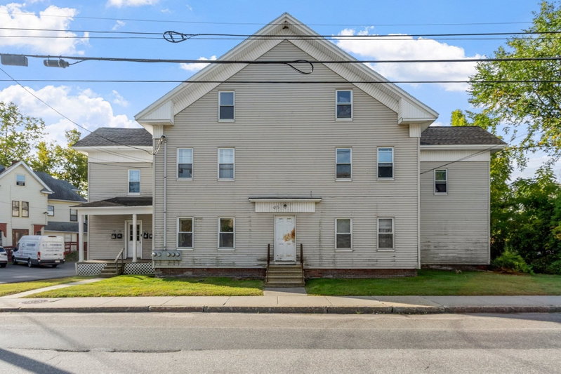 72-78 E Main St