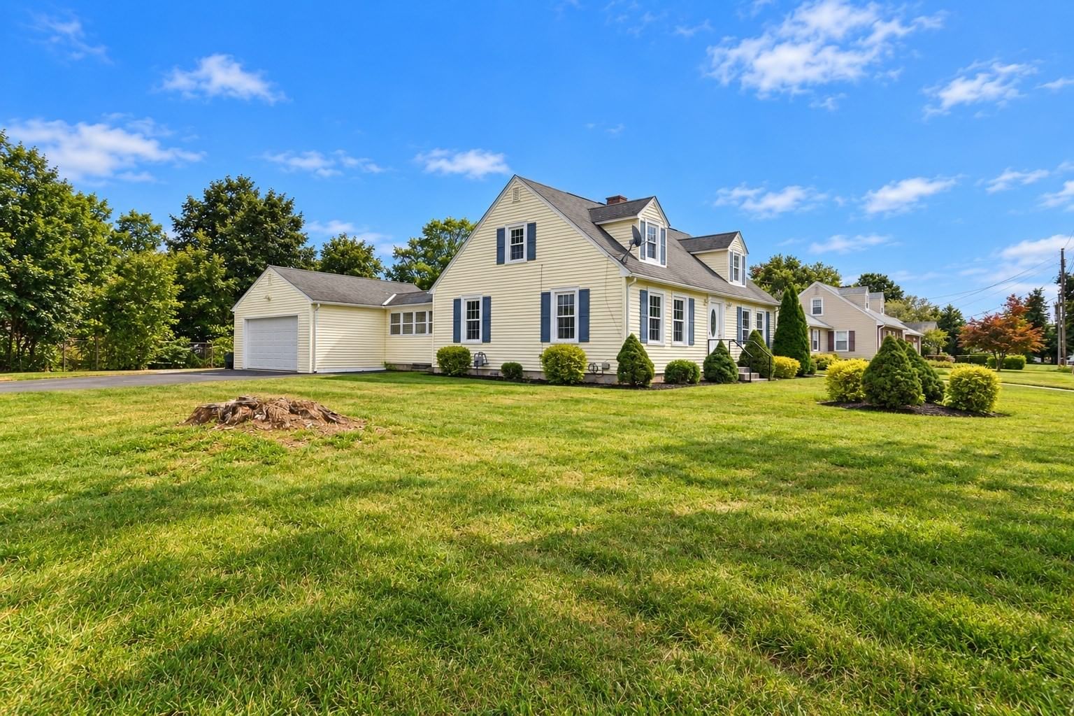 Property at 67 Temby St, Springfield, MA 01119