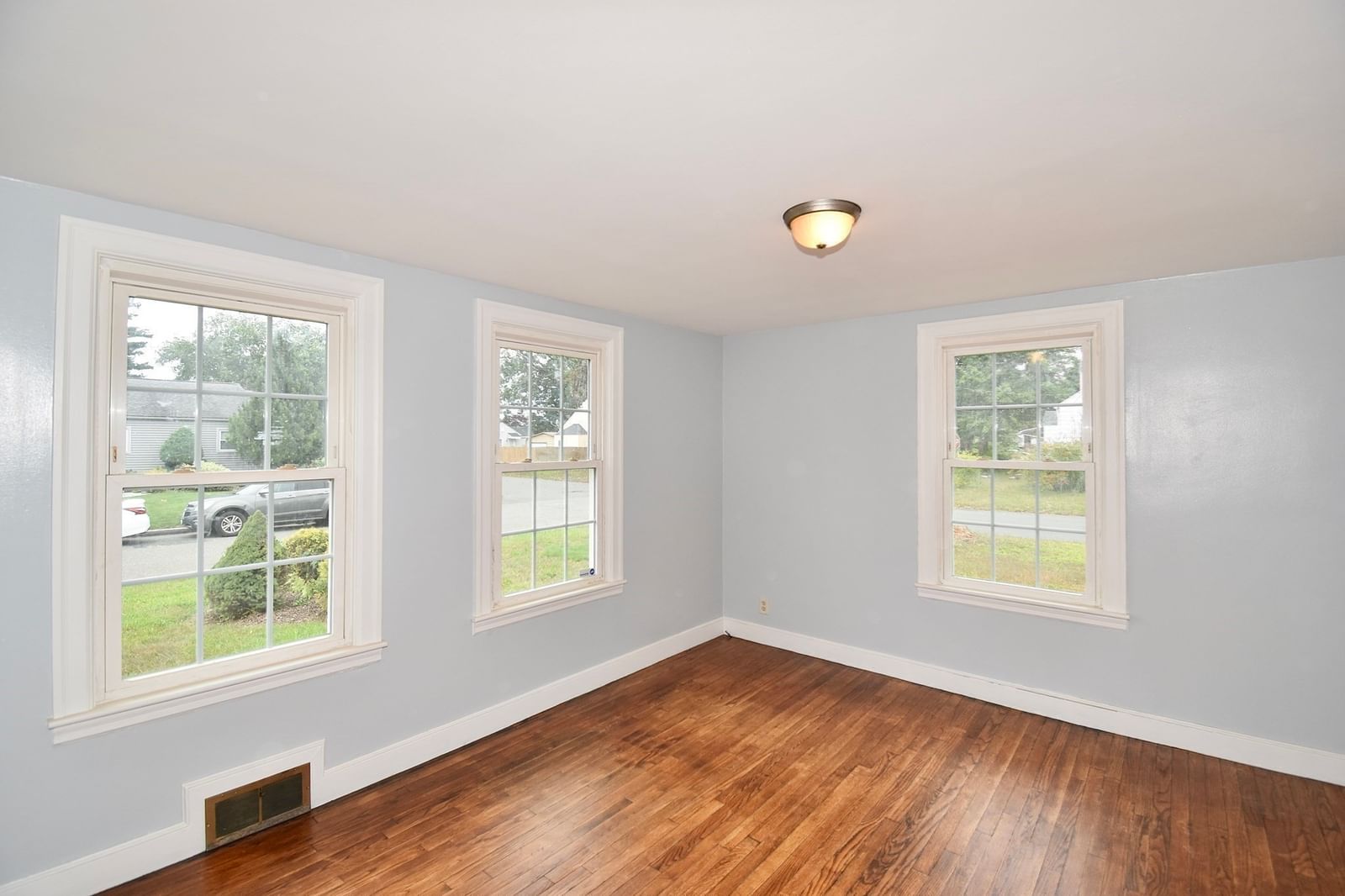 67 Temby St Springfield — Photo 14 of 28